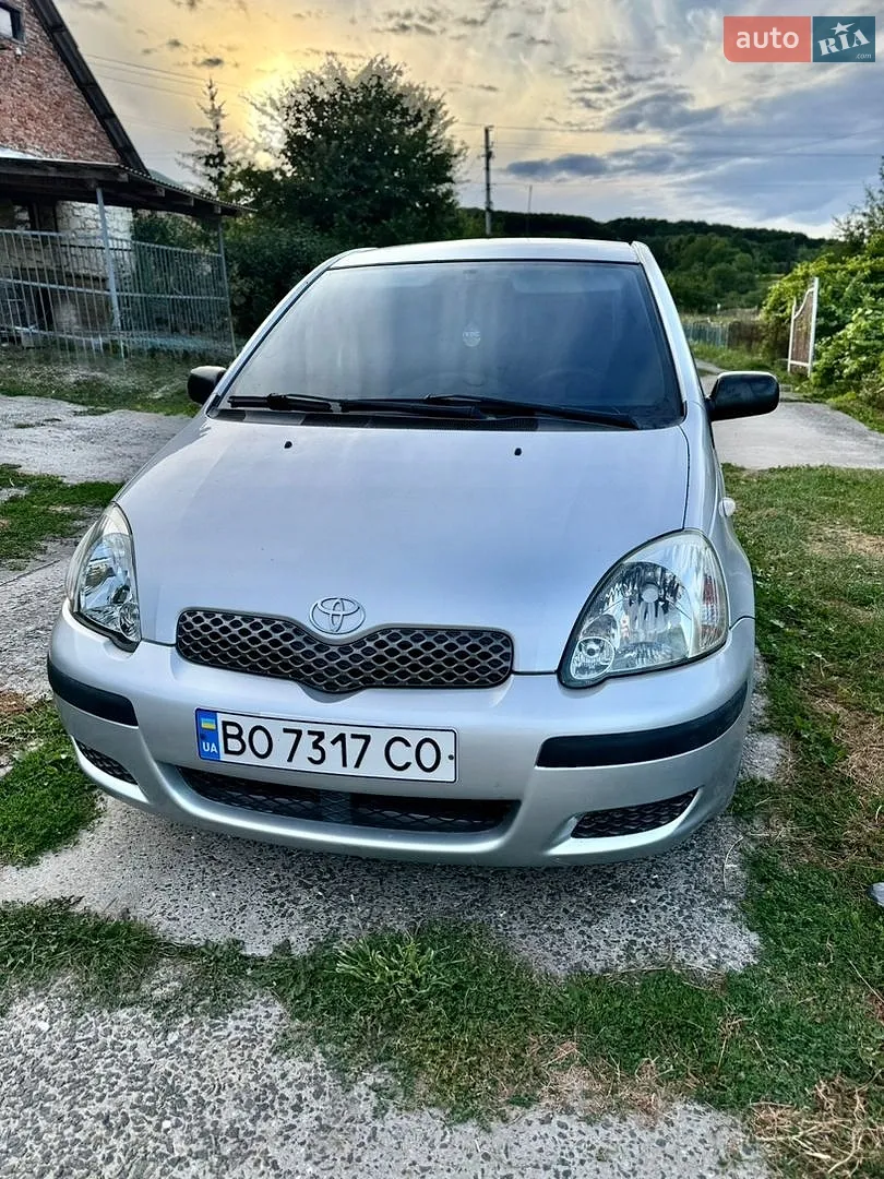 Toyota Yaris, 2003
