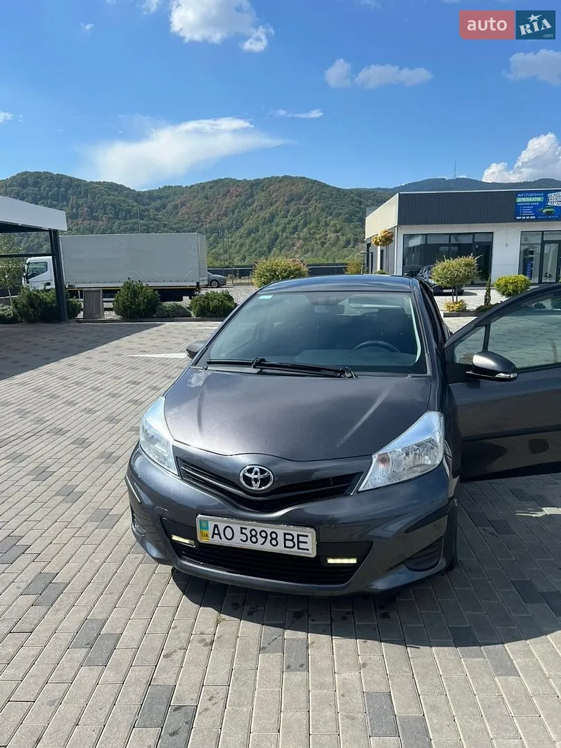 Toyota Yaris, 2012