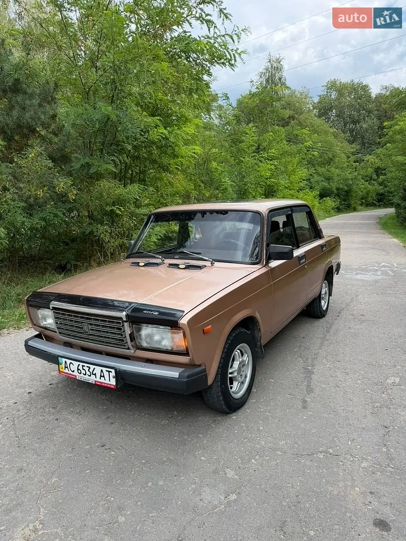 ВАЗ / Lada 2107, 1985