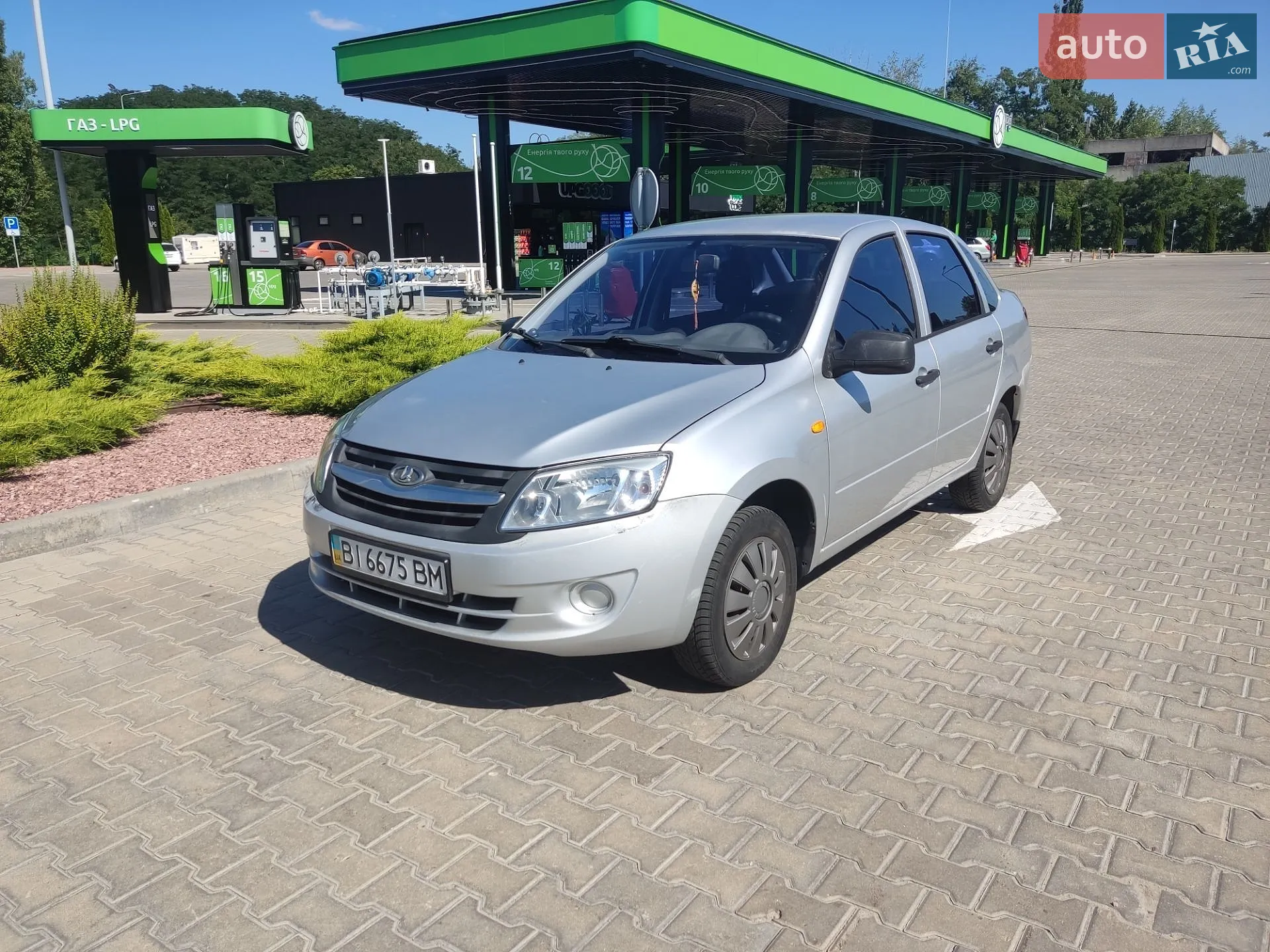 ВАЗ / Lada 2190 Granta, 2012