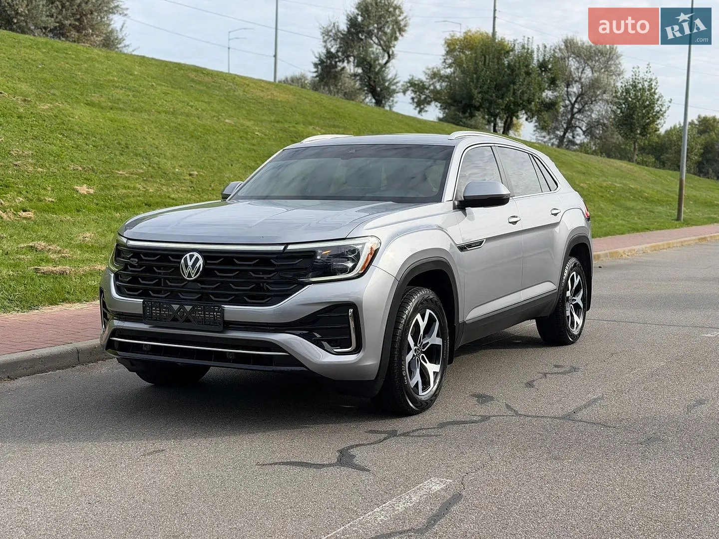 Volkswagen Atlas Cross Sport, 2024