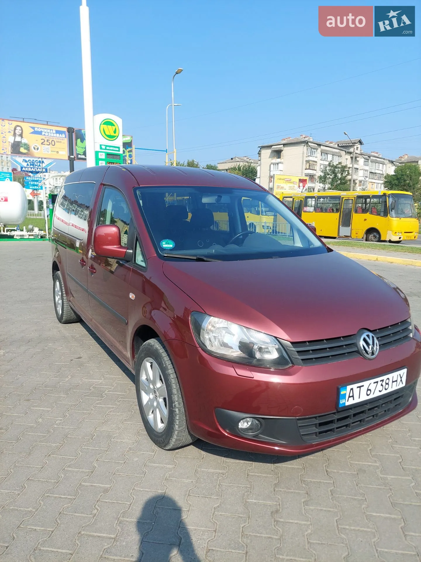 Volkswagen Caddy, 2011
