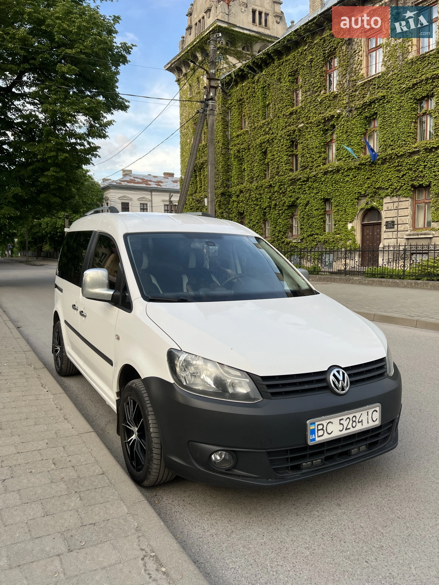 Volkswagen Caddy, 2011
