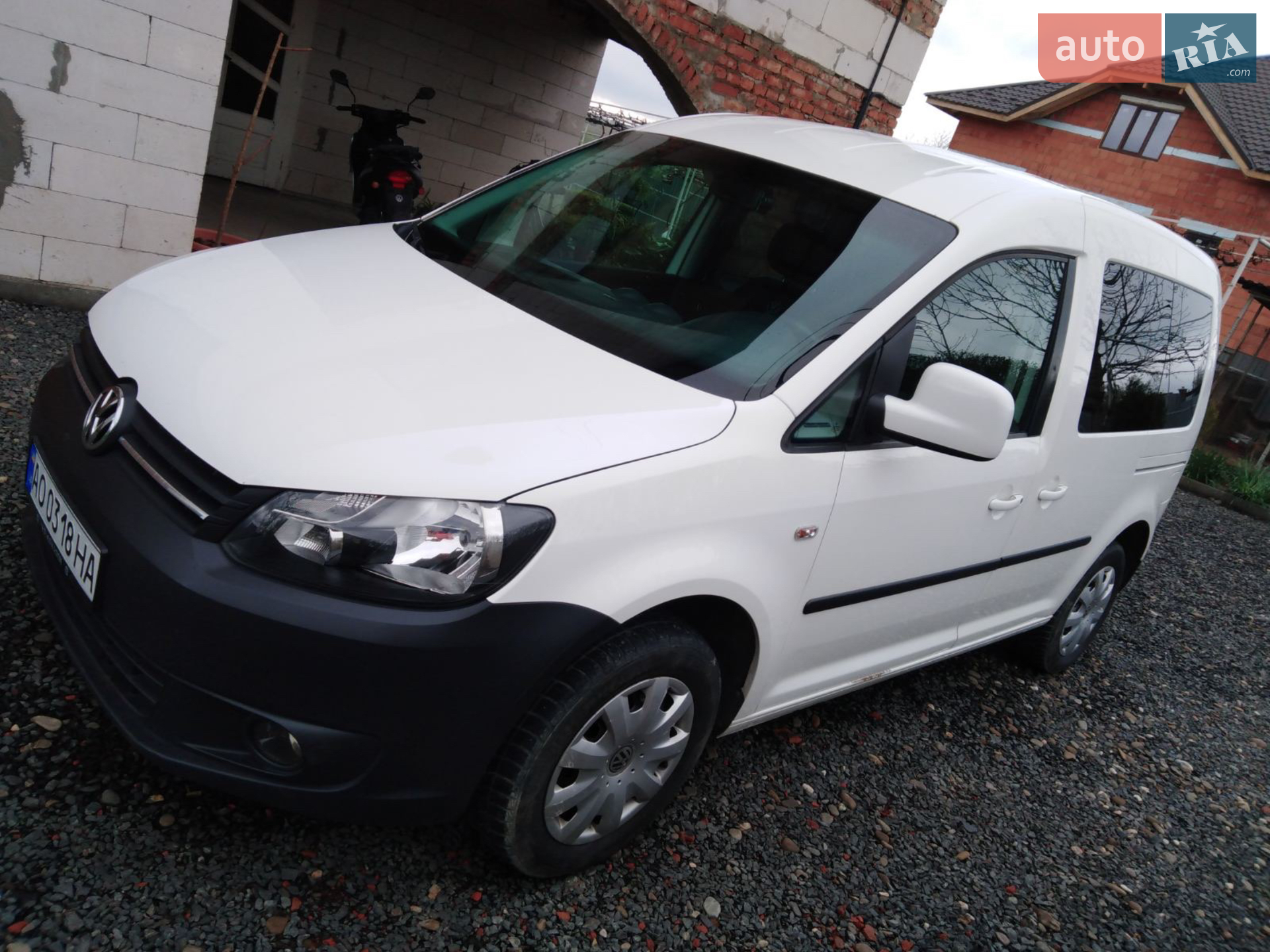 Volkswagen Caddy, 2011