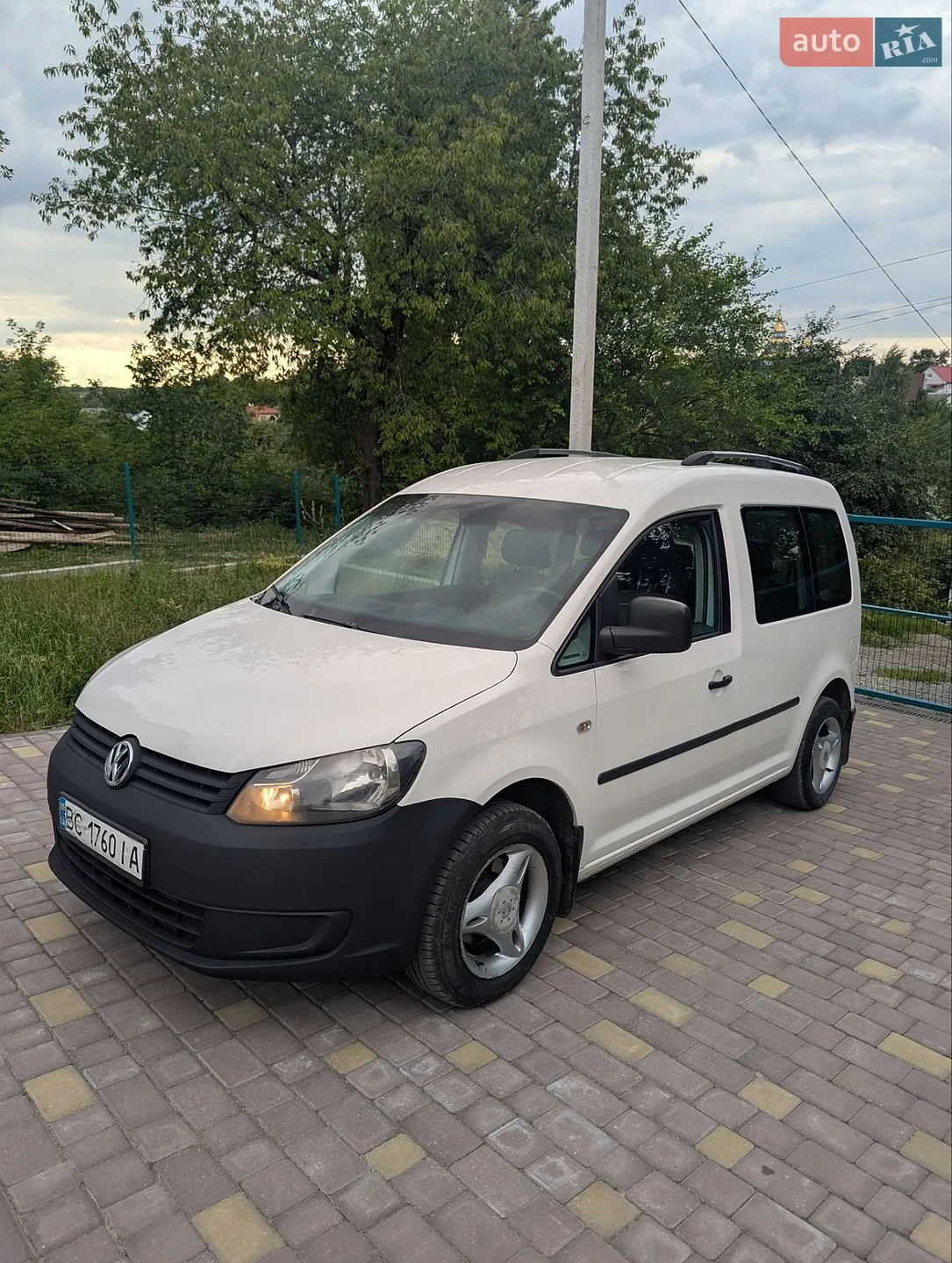 Volkswagen Caddy, 2011