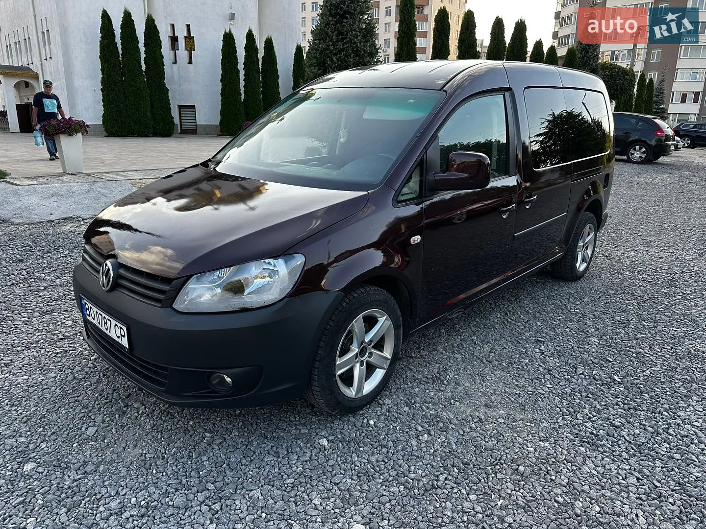 Volkswagen Caddy 2011 — 1