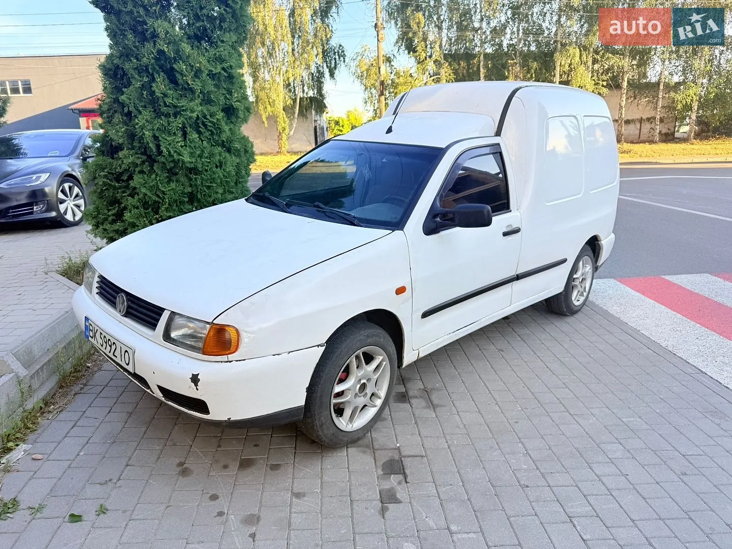 Volkswagen Caddy 2000 — 1