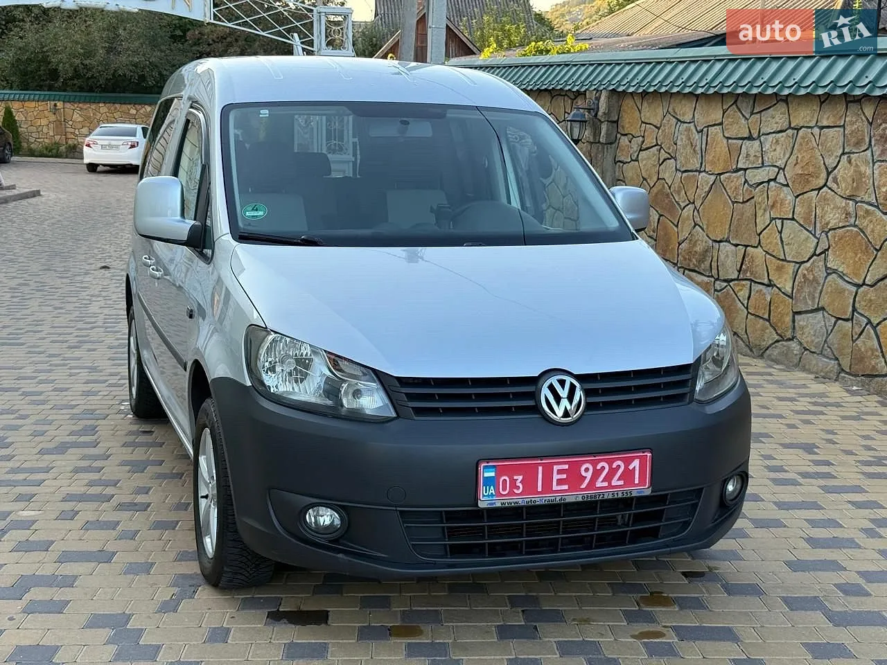 Volkswagen Caddy, 2011