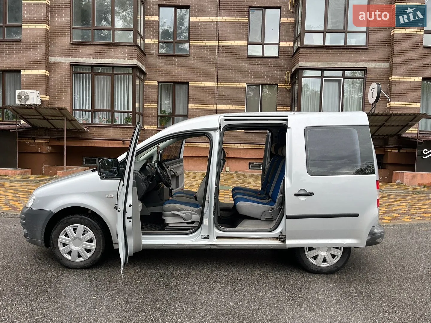 Volkswagen Caddy, 2009