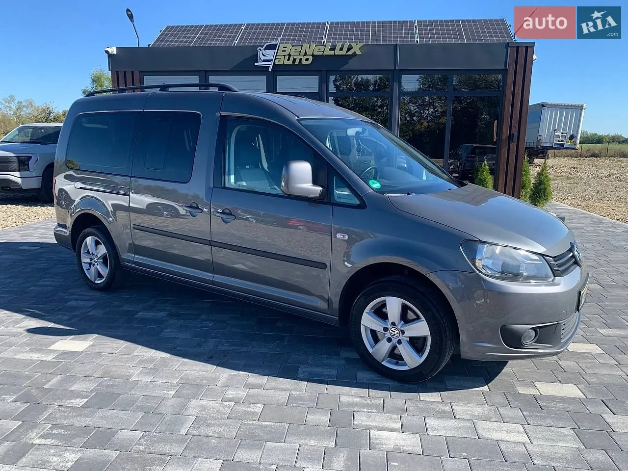 Volkswagen Caddy, 2011