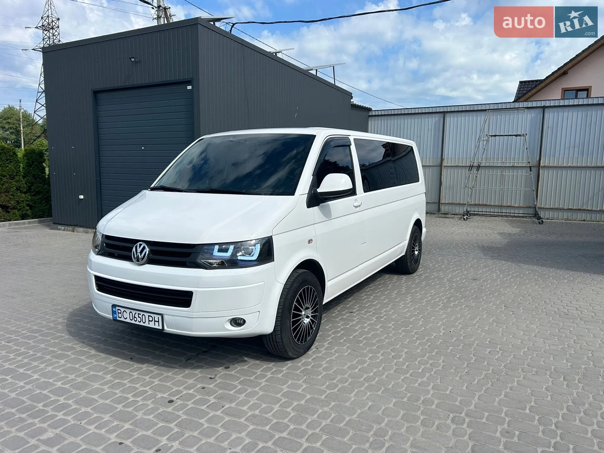 Volkswagen Caravelle, 2015