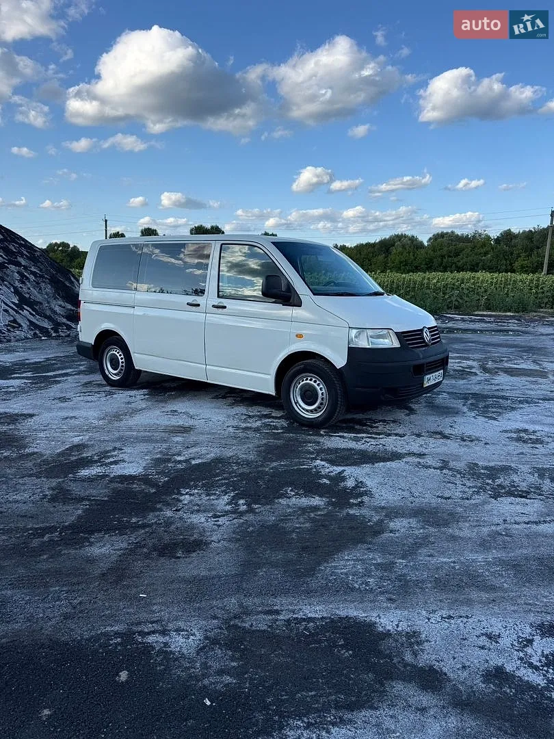 Volkswagen Caravelle, 2006