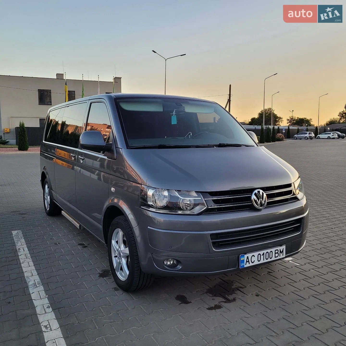 Volkswagen Caravelle, 2013