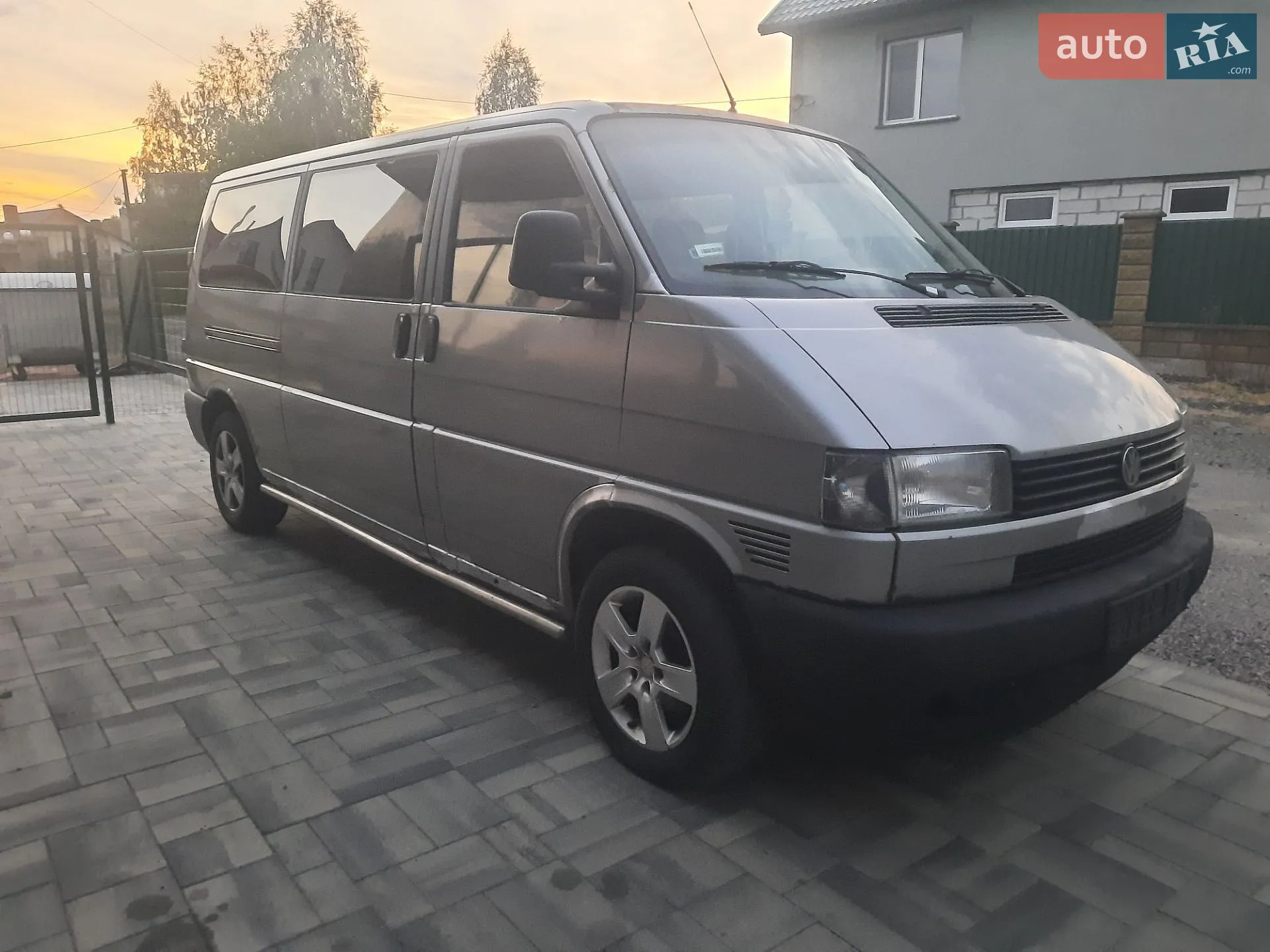 Volkswagen Caravelle, 1998