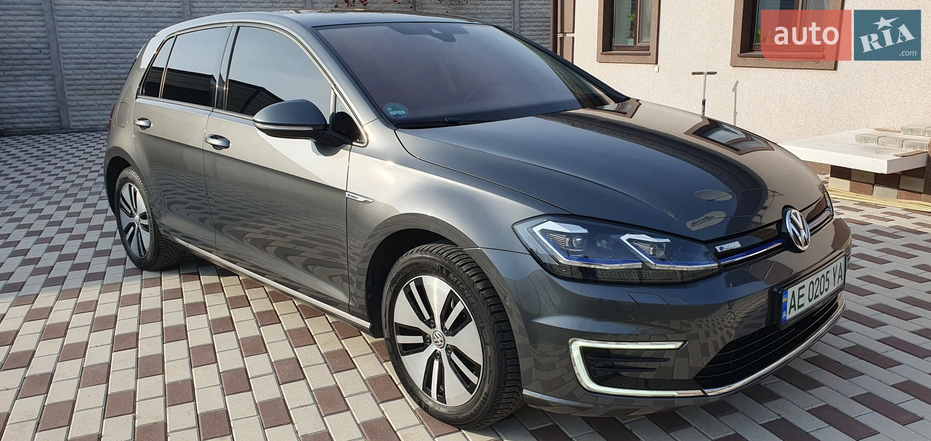 Volkswagen e-Golf, 2019