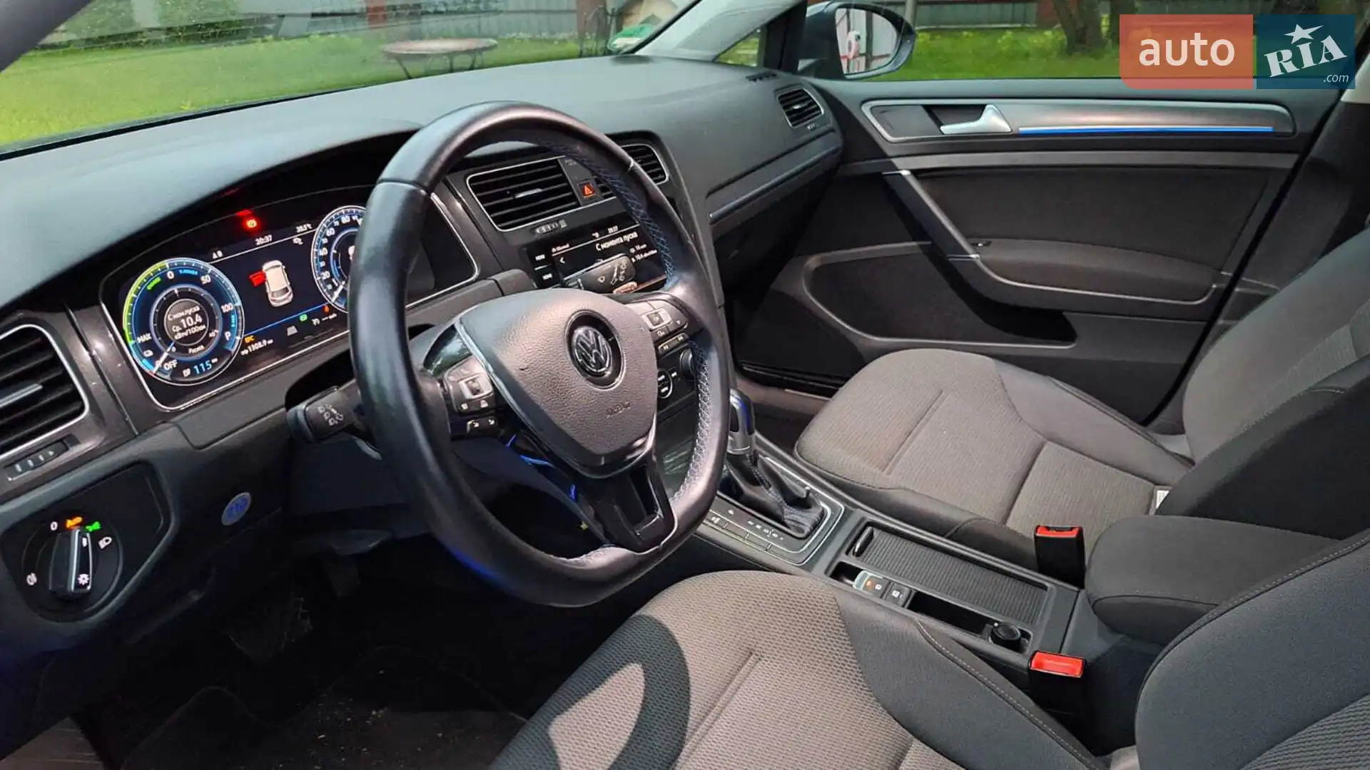 Volkswagen e-Golf, 2017