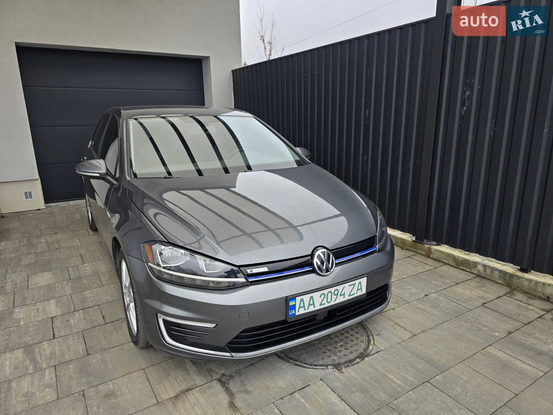 Volkswagen e-Golf, 2019