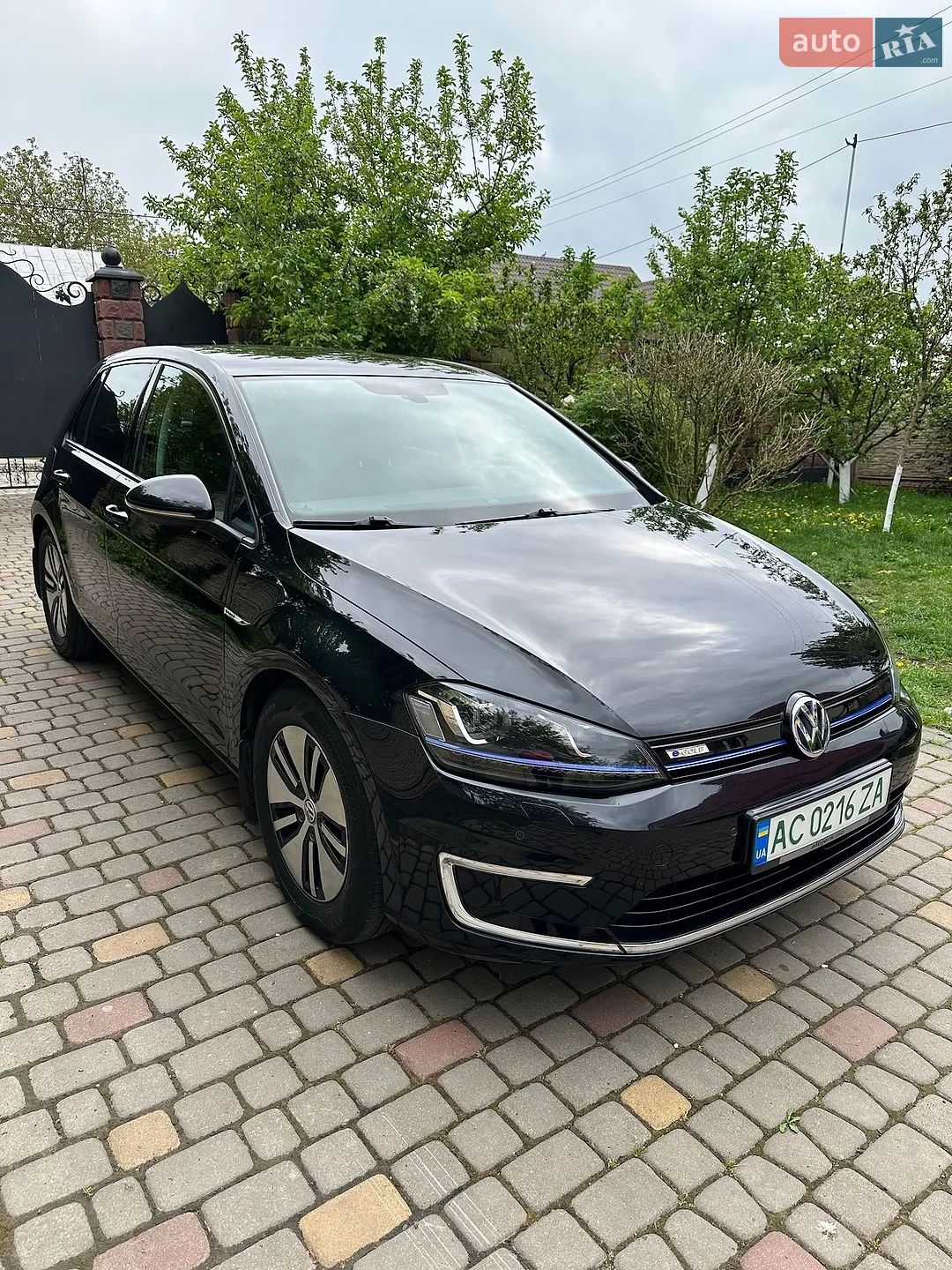 Volkswagen e-Golf, 2016
