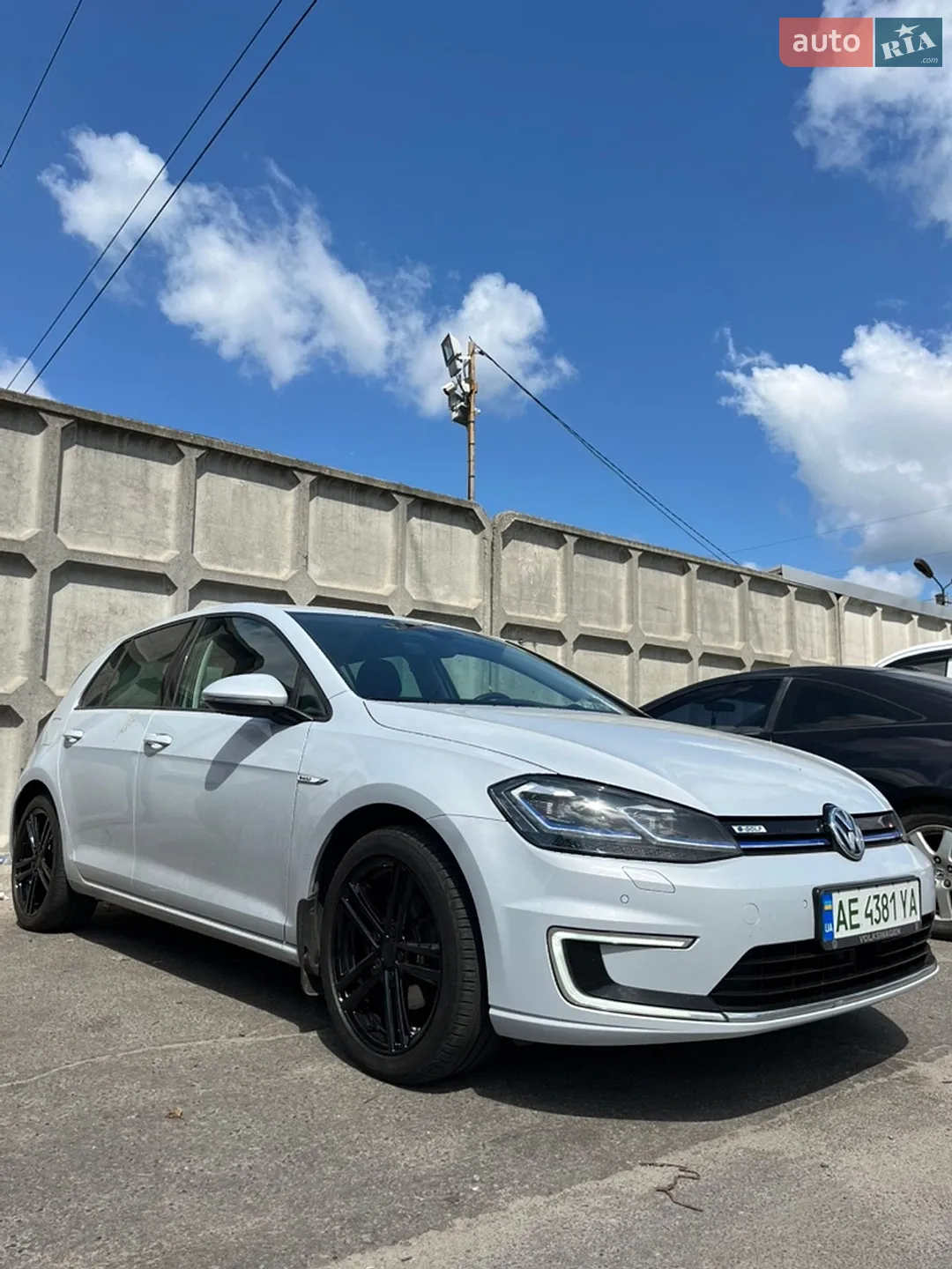Volkswagen e-Golf, 2017