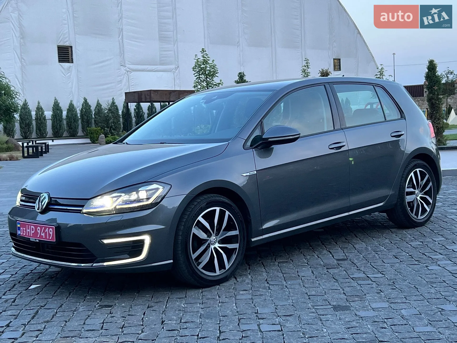Volkswagen e-Golf, 2019