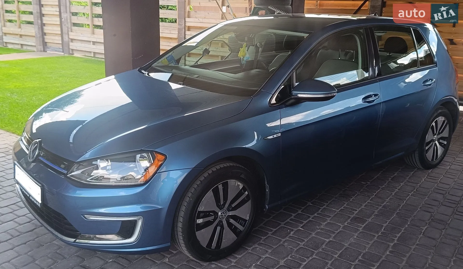 Volkswagen e-Golf, 2016