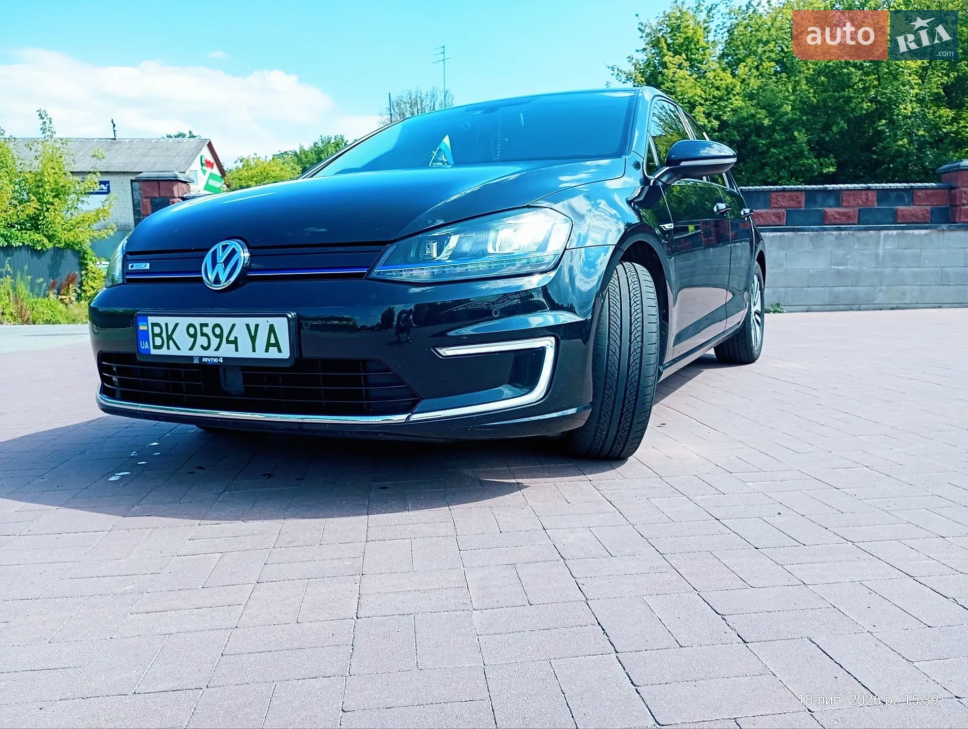 Volkswagen e-Golf, 2014