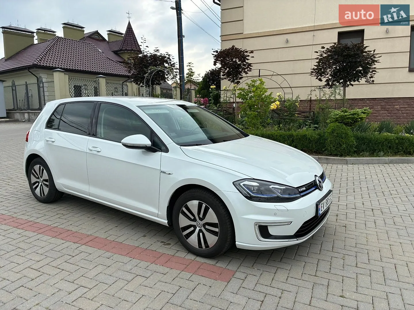Volkswagen e-Golf, 2017