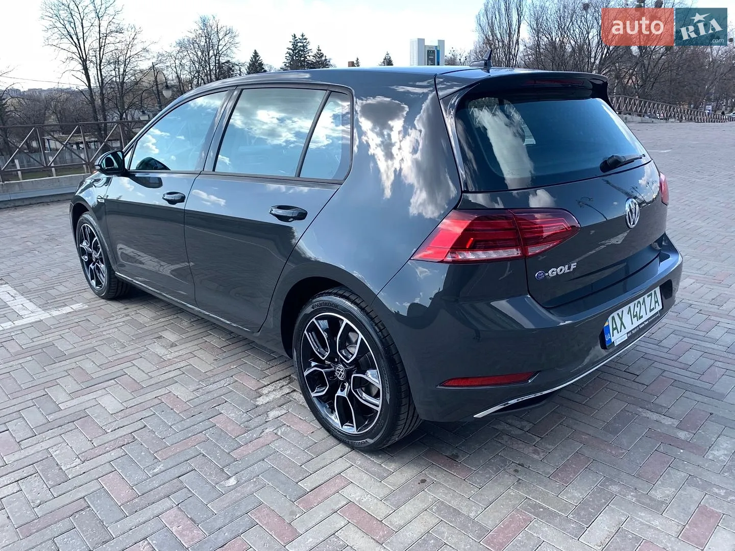 Volkswagen e-Golf, 2019