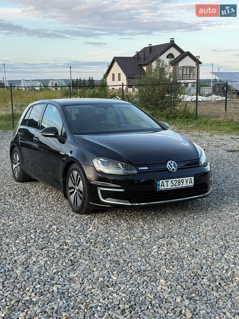 Volkswagen e-Golf, 2014