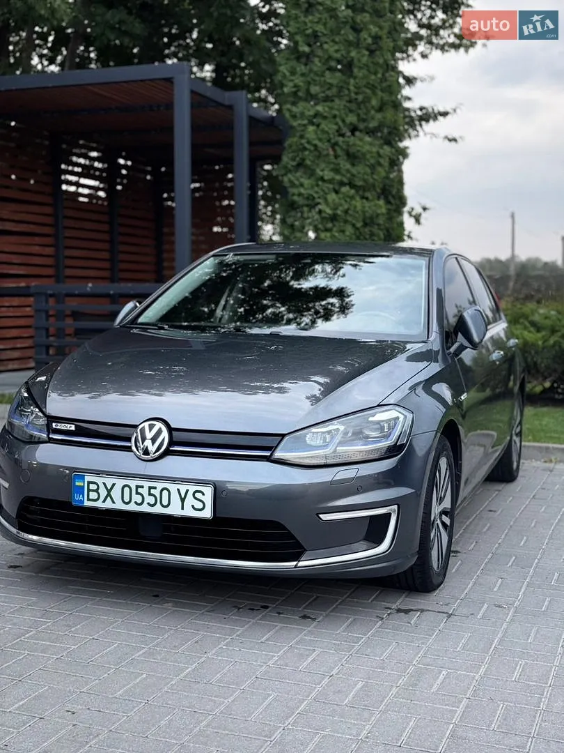 Volkswagen e-Golf, 2017