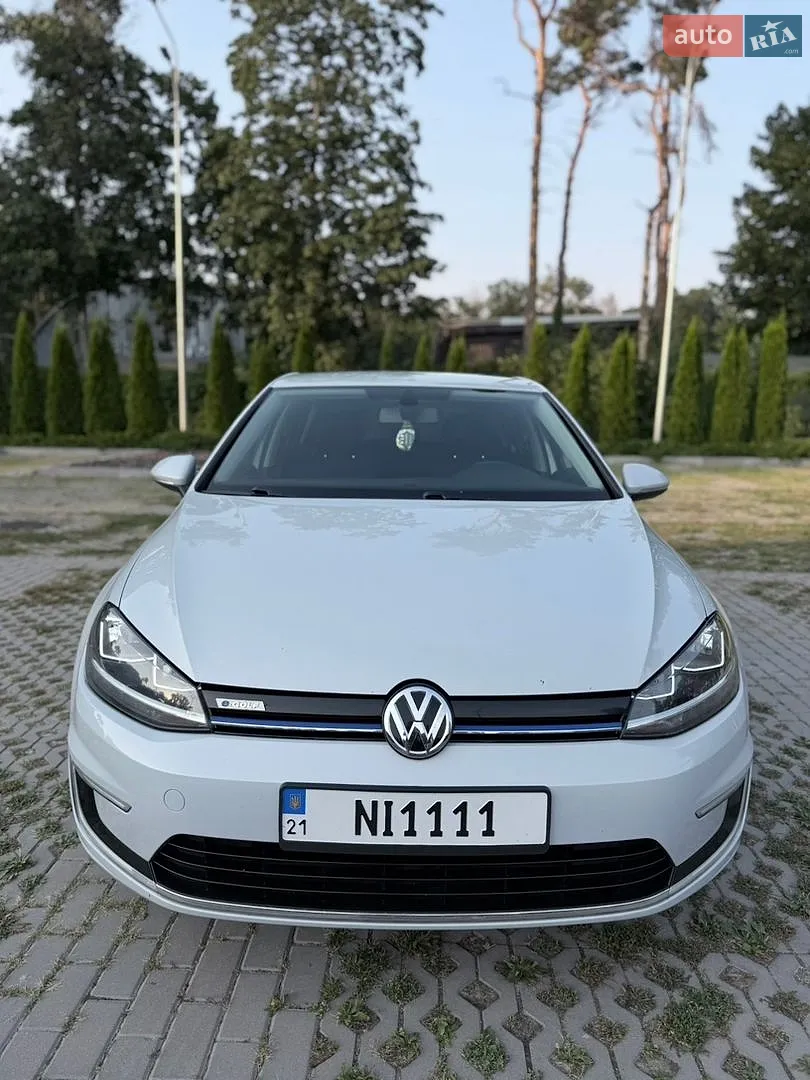 Volkswagen e-Golf, 2017