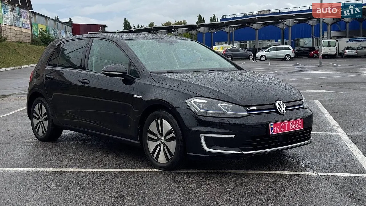Volkswagen e-Golf, 2017