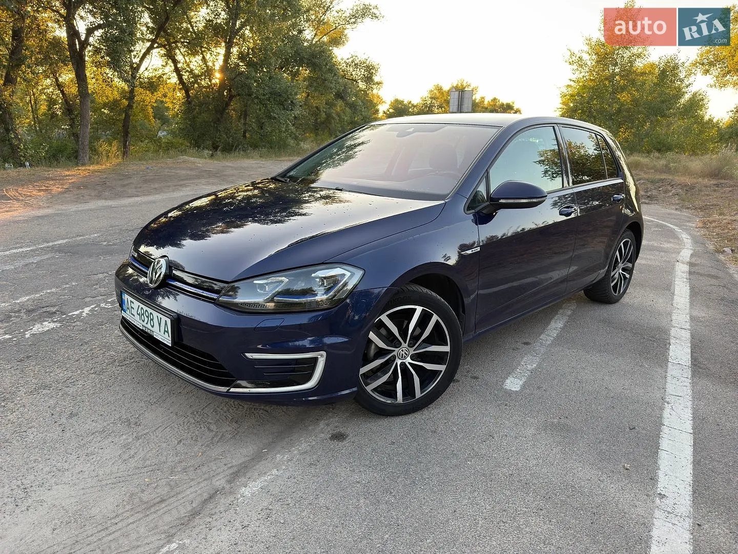 Volkswagen e-Golf, 2019