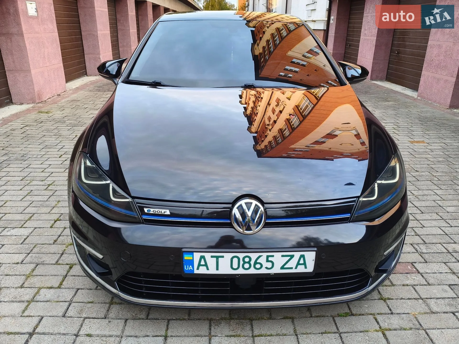 Volkswagen e-Golf, 2014