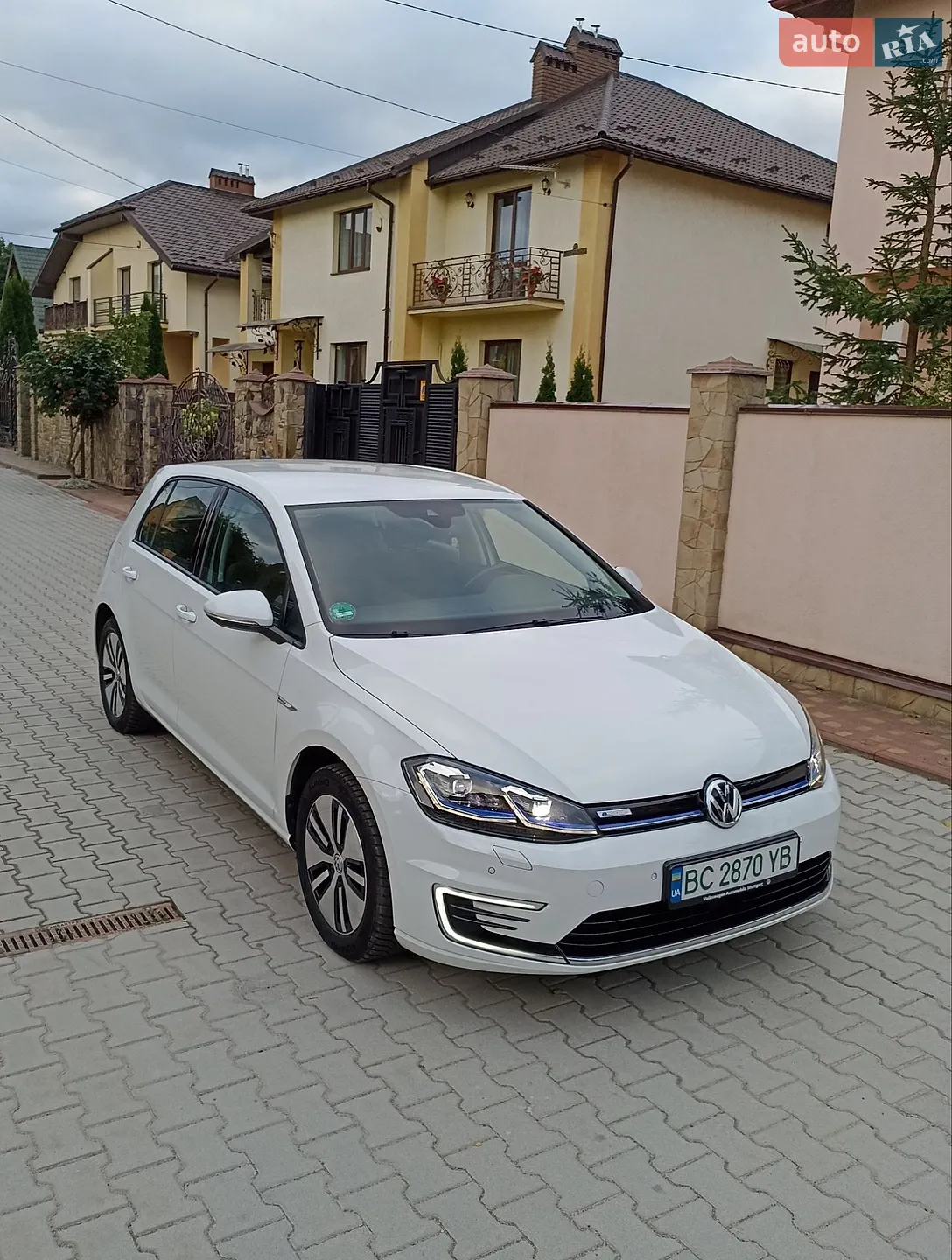 Volkswagen e-Golf, 2020