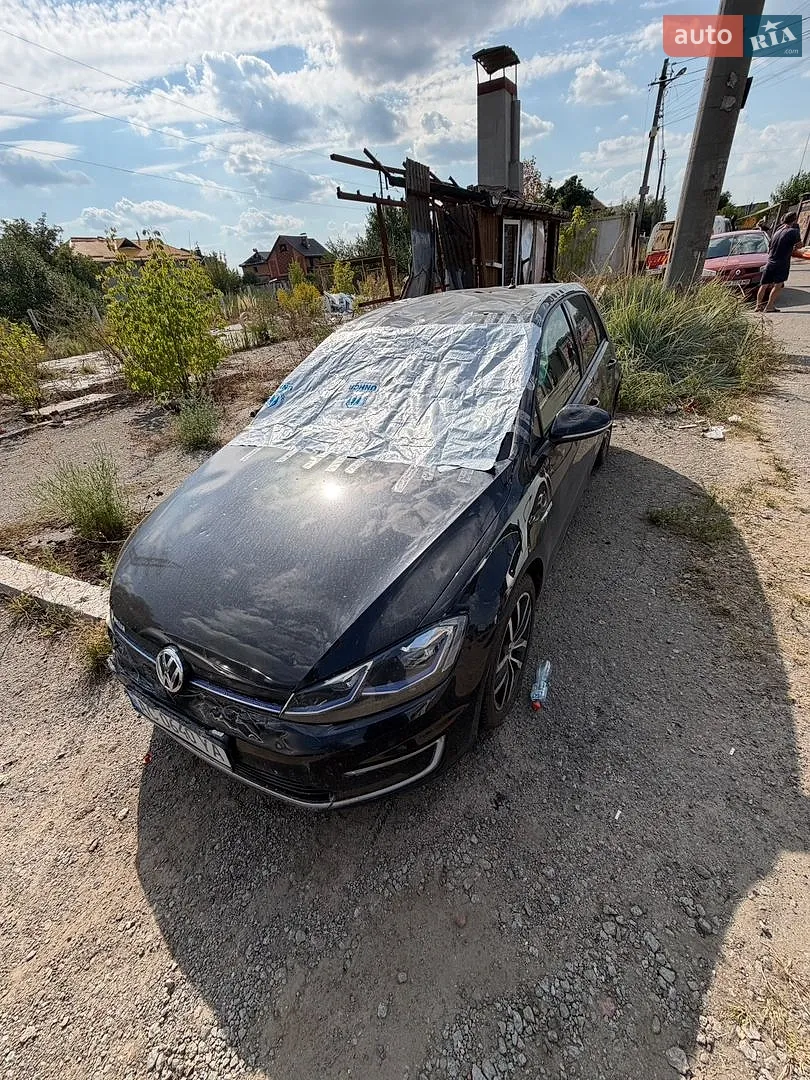 Volkswagen e-Golf, 2018