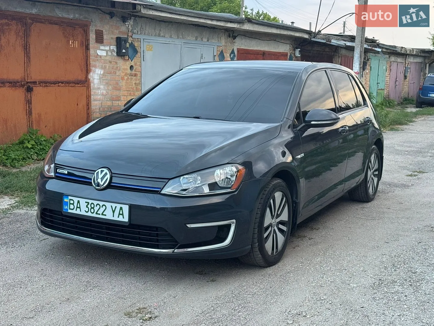 Volkswagen e-Golf, 2016
