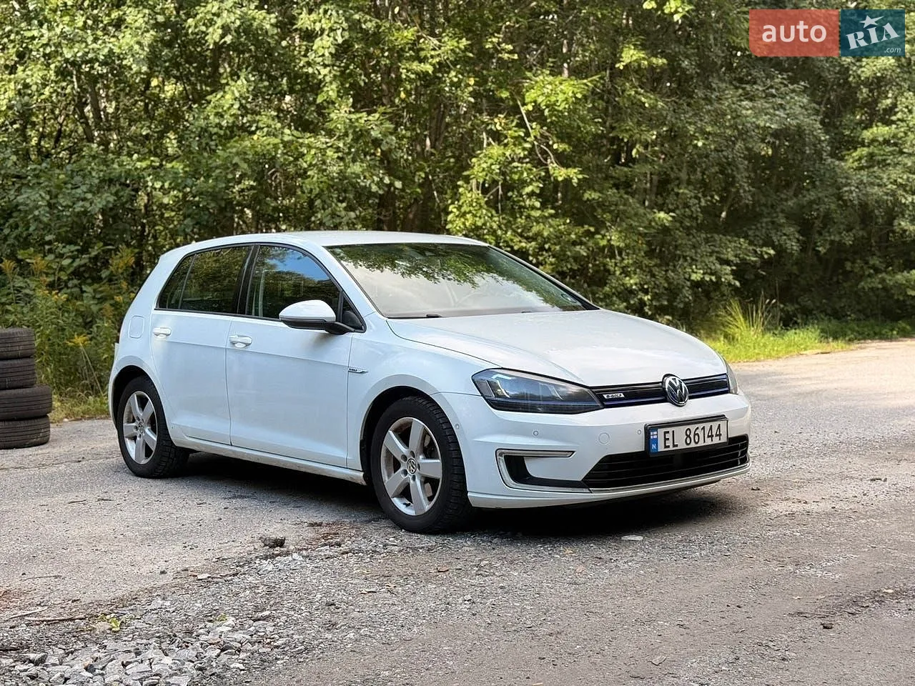 Volkswagen e-Golf, 2015