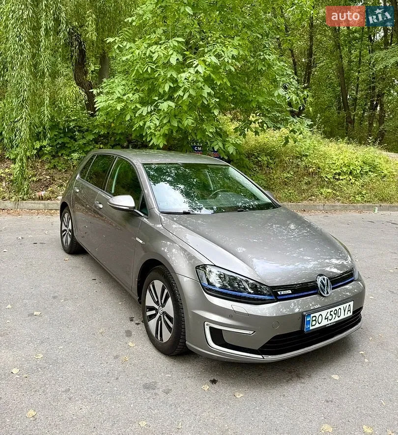 Volkswagen e-Golf, 2016