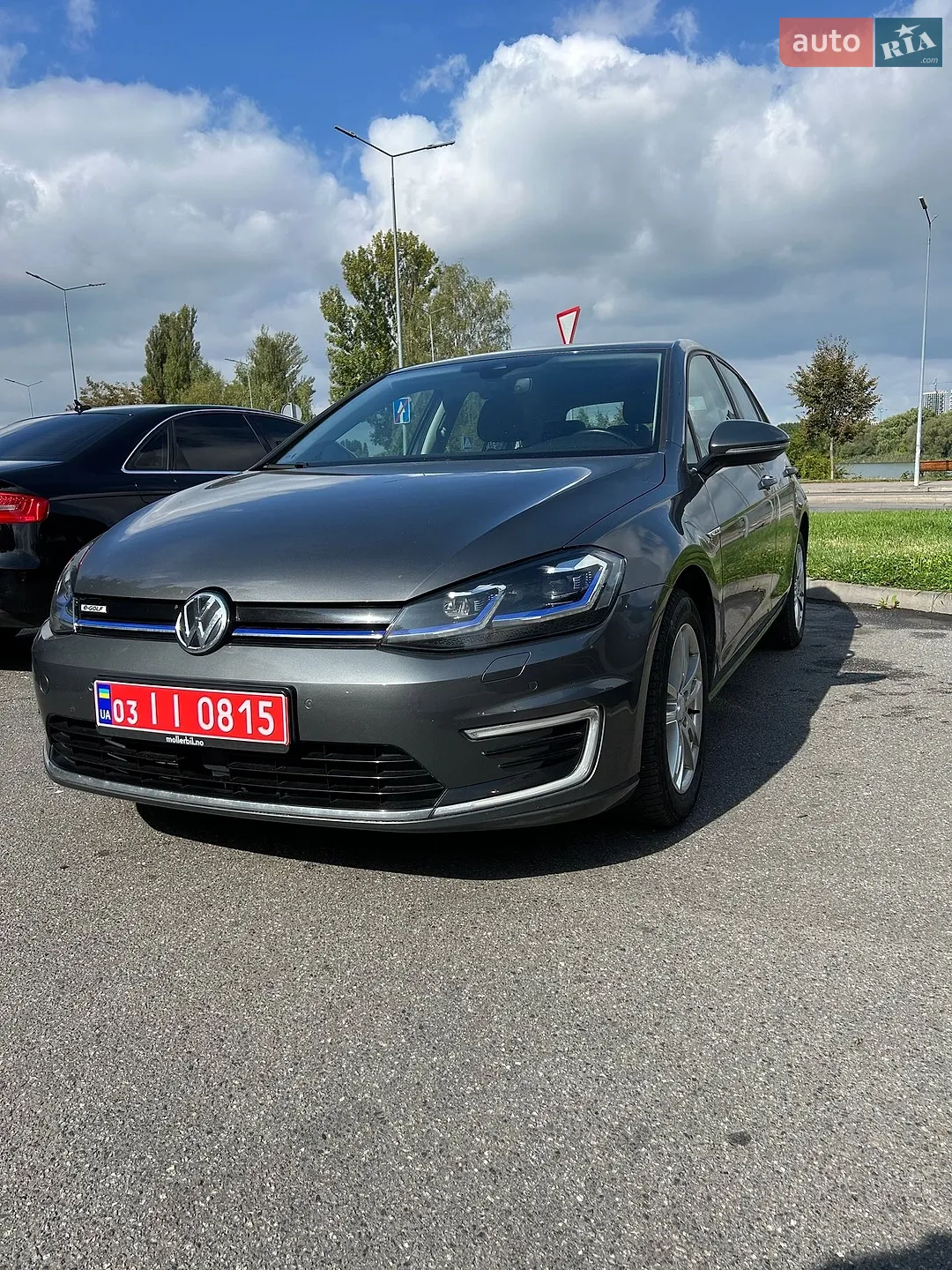 Volkswagen e-Golf, 2019