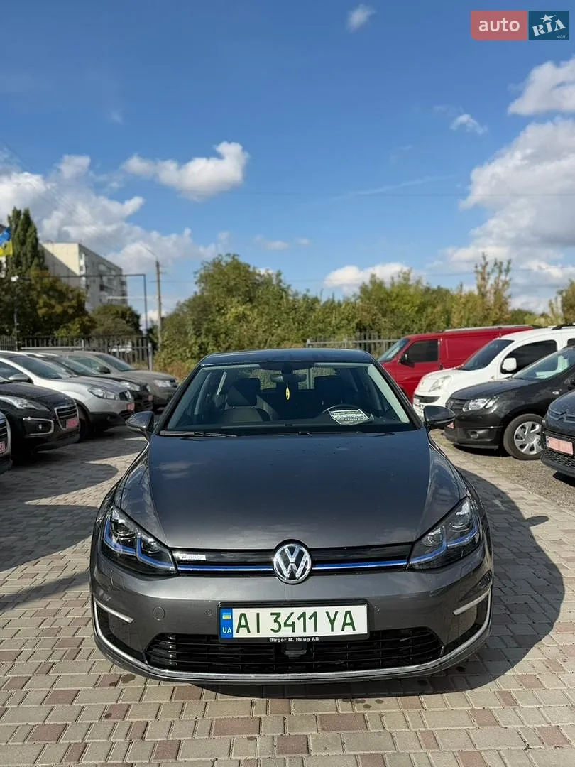 Volkswagen e-Golf 2018 — 1