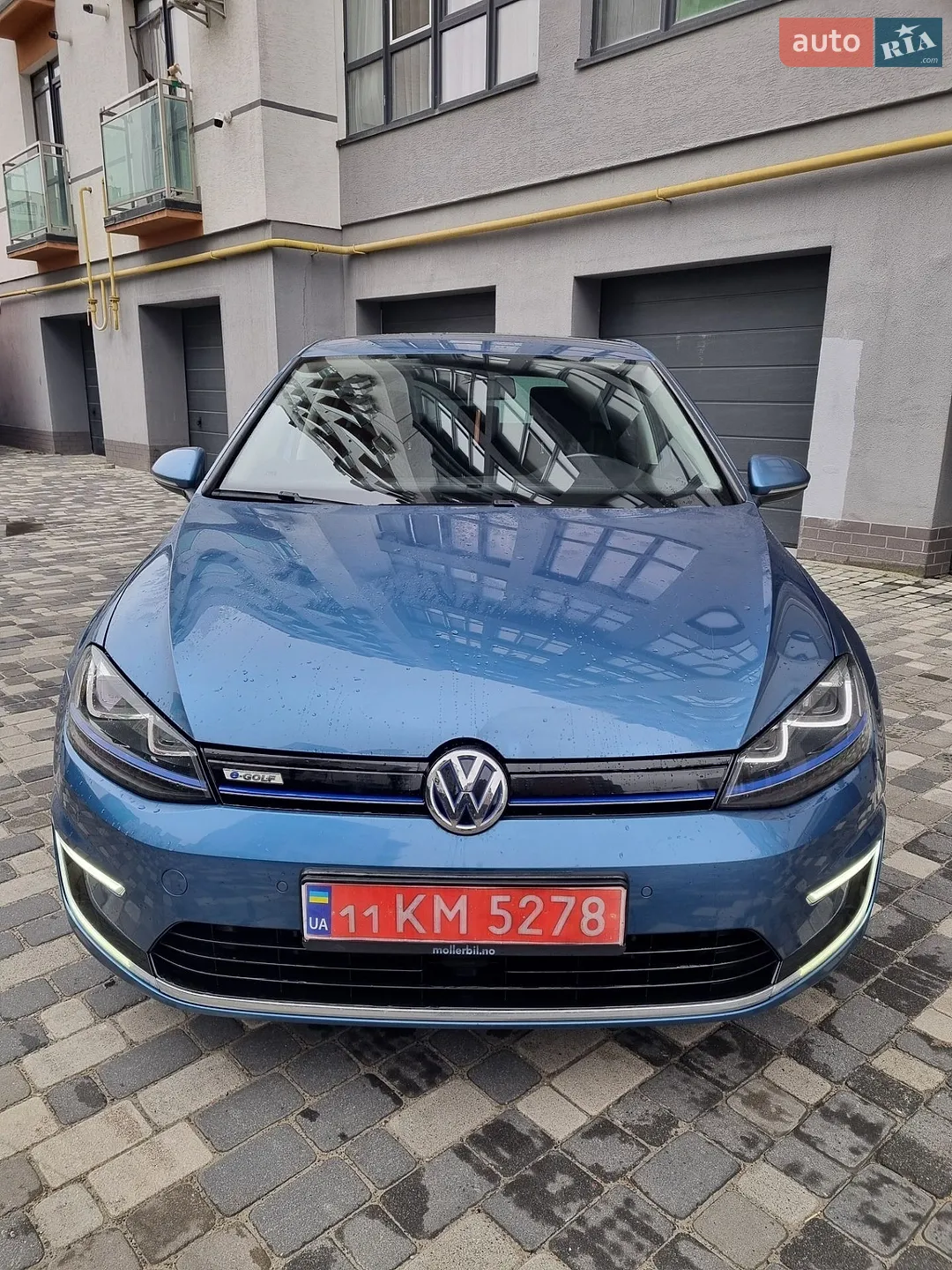 Volkswagen e-Golf, 2015
