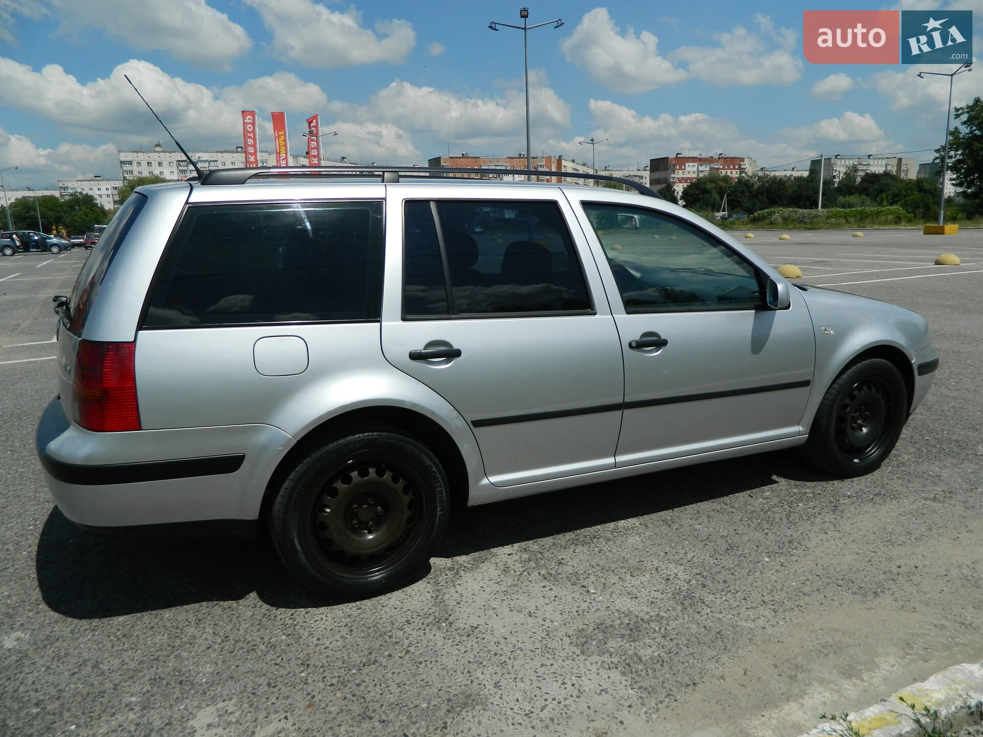Volkswagen Golf, 2001