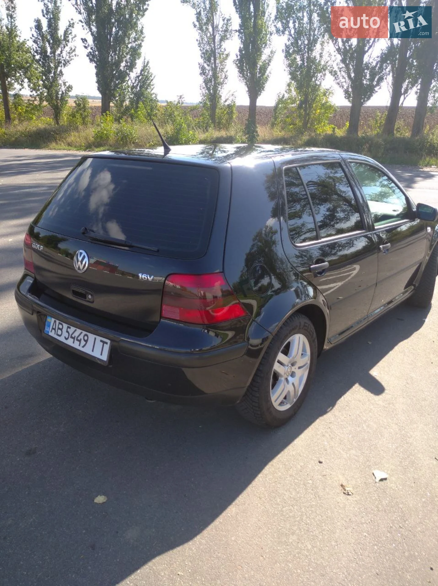 Volkswagen Golf, 2001