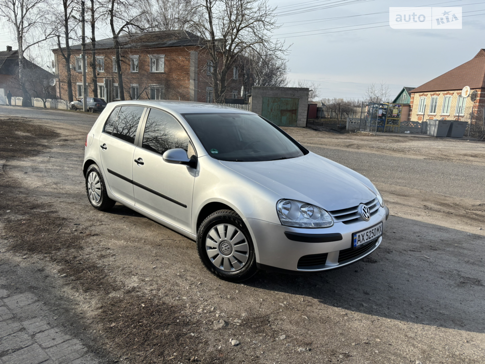 Volkswagen Golf, 2005