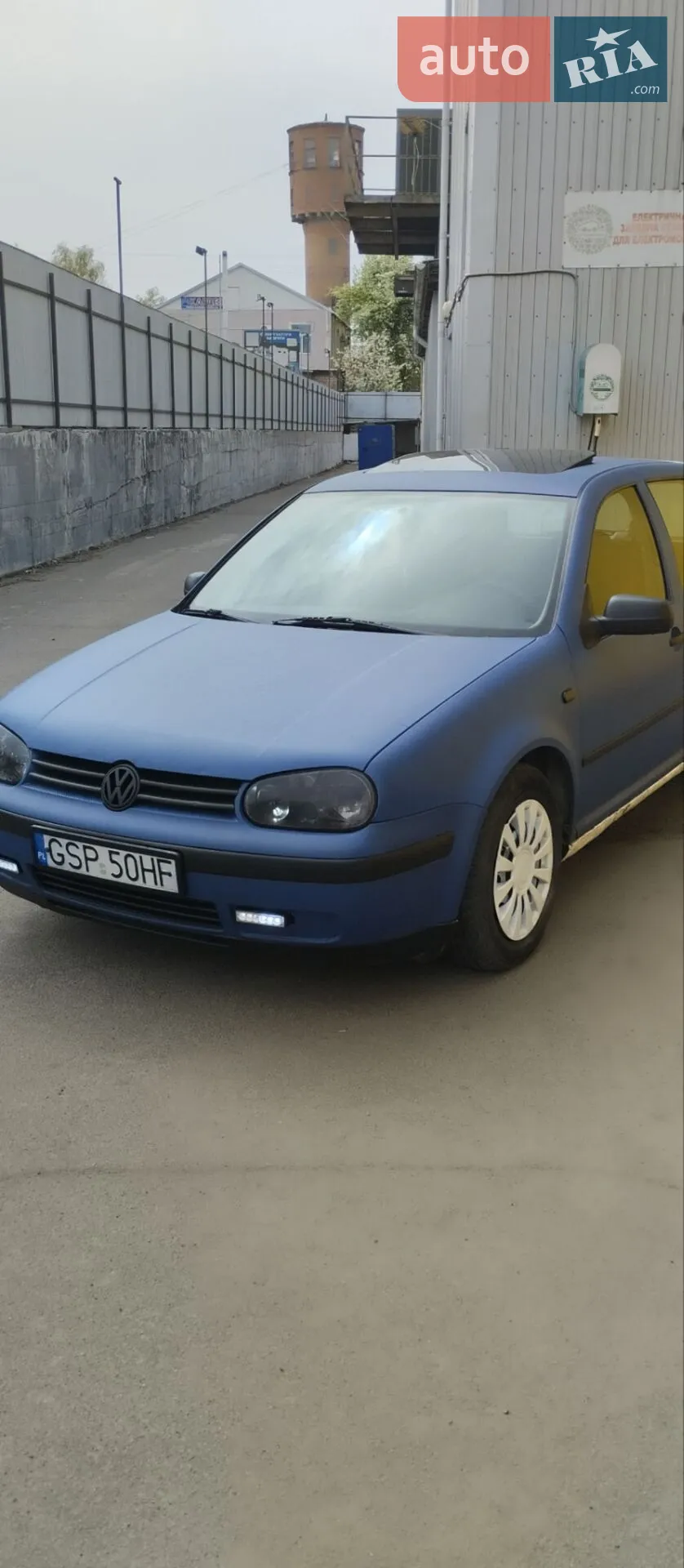 Volkswagen Golf, 2000