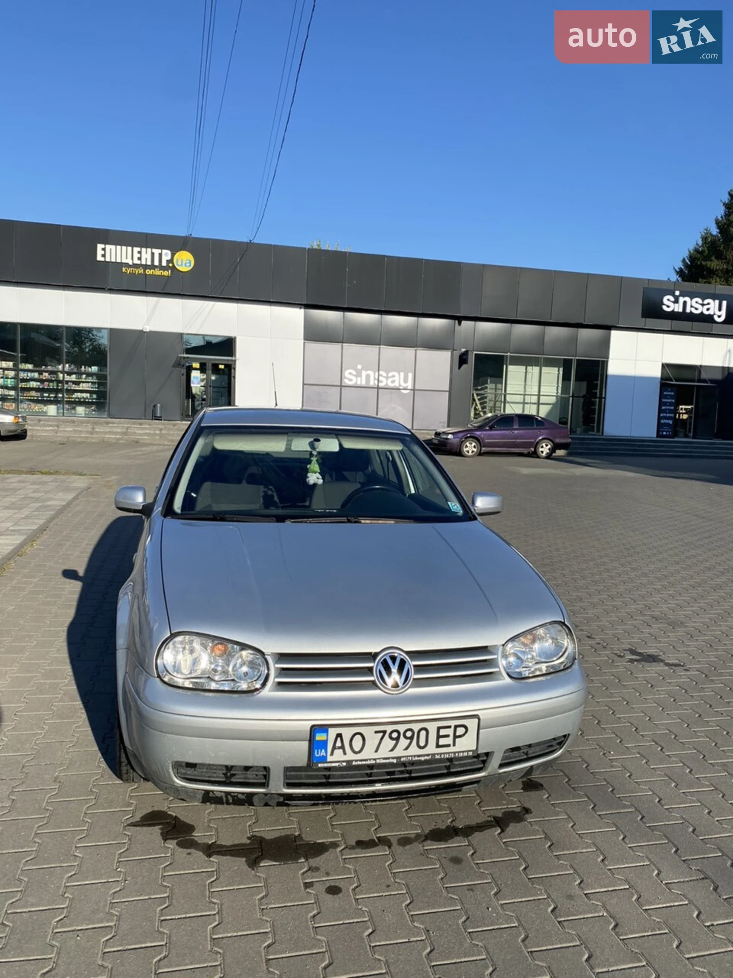 Volkswagen Golf, 2003
