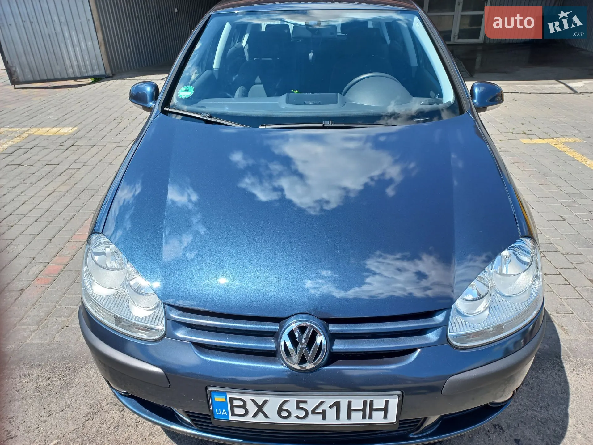 Volkswagen Golf, 2004