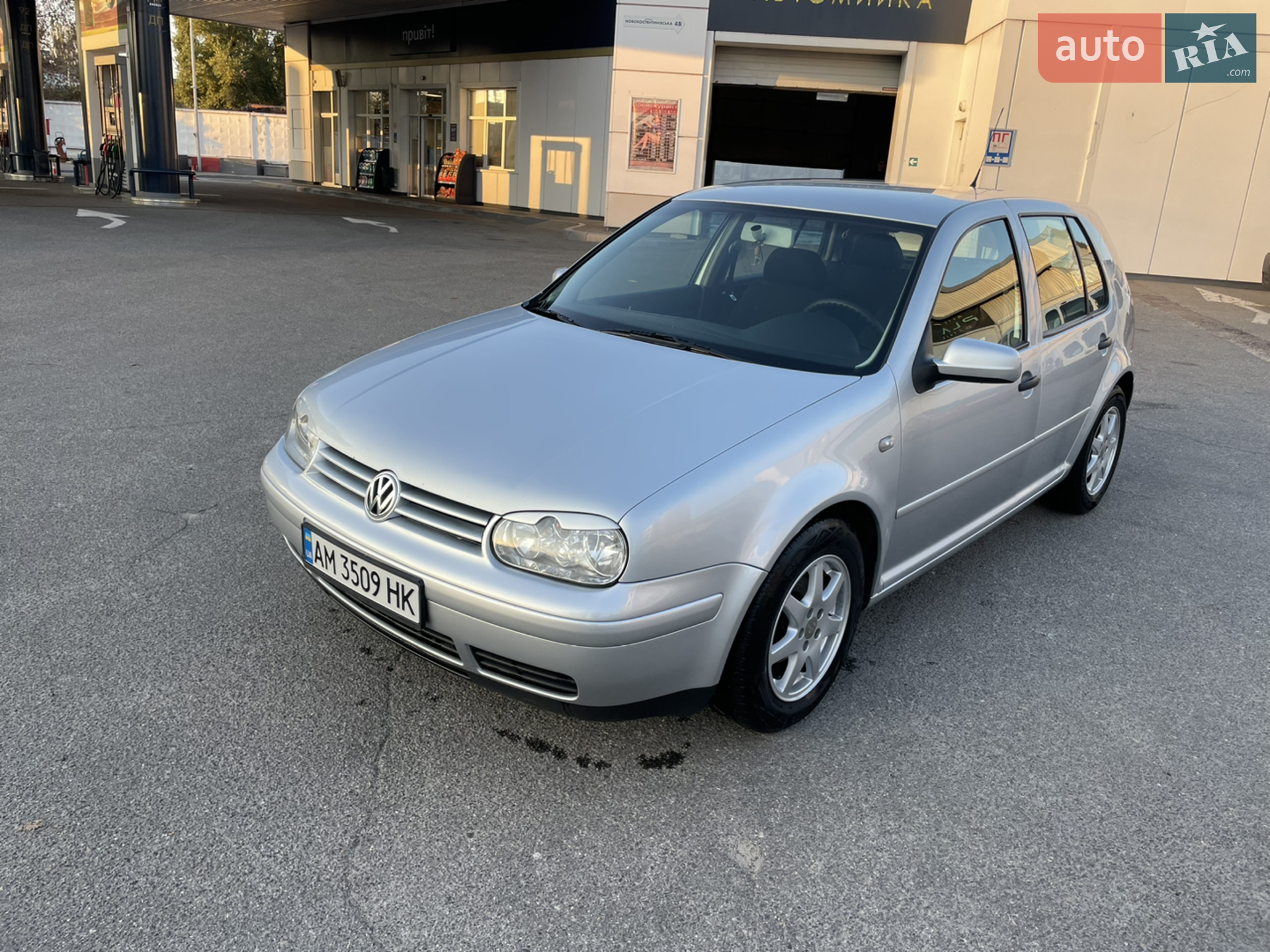 Volkswagen Golf, 2000