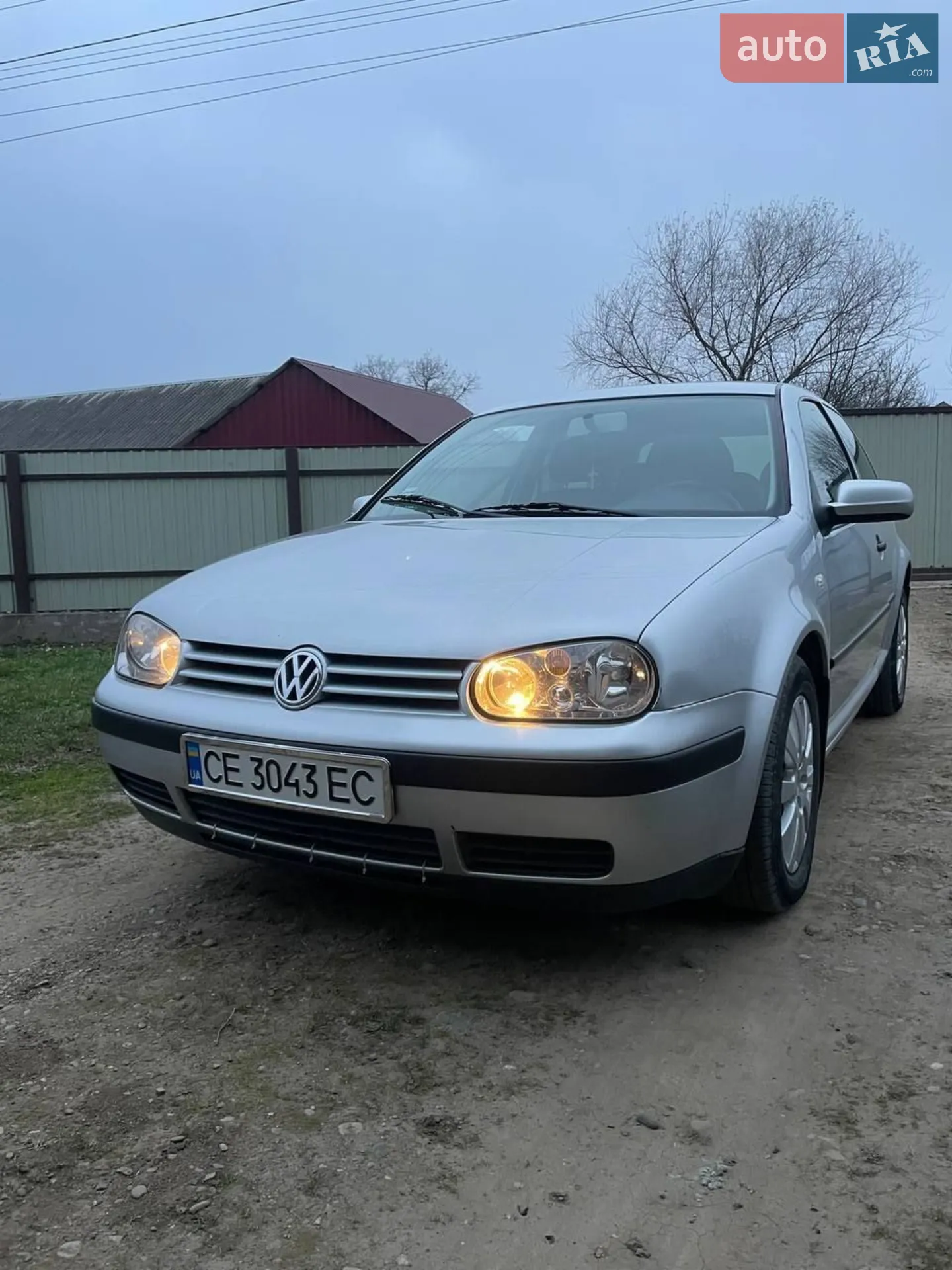 Volkswagen Golf, 2002